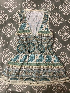Sleeveless babydoll V-Neck Women's Boho Tank Top in Teal & Cream y2k